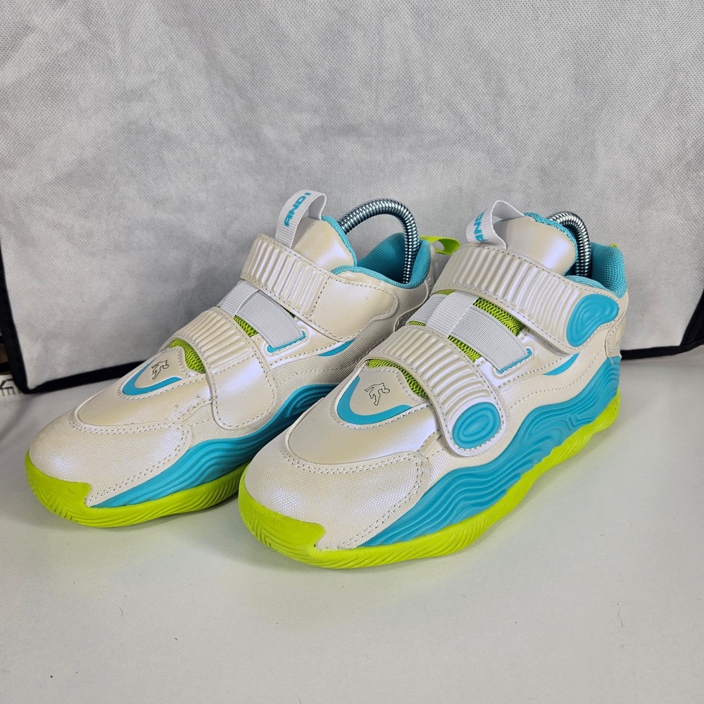 AND1 Scream Boys Basketball Shoes White Teal Lime Green Size 4 W5.5 NWT
